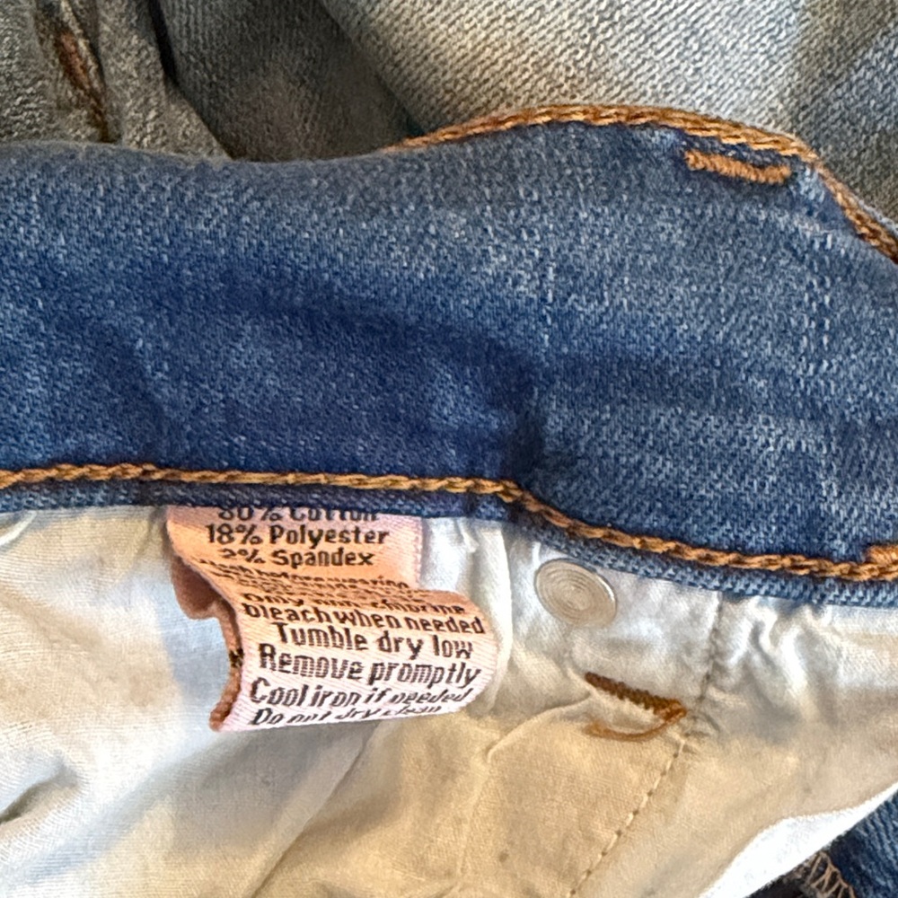 Juicy Couture Faded Light Blue Denim Bermuda Shorts - Picture 4 of 4